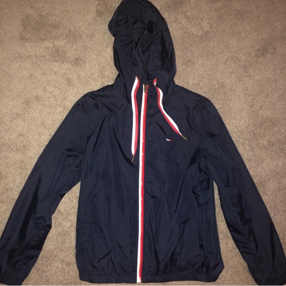 TOMMY HILFIGER BUNDLE !!